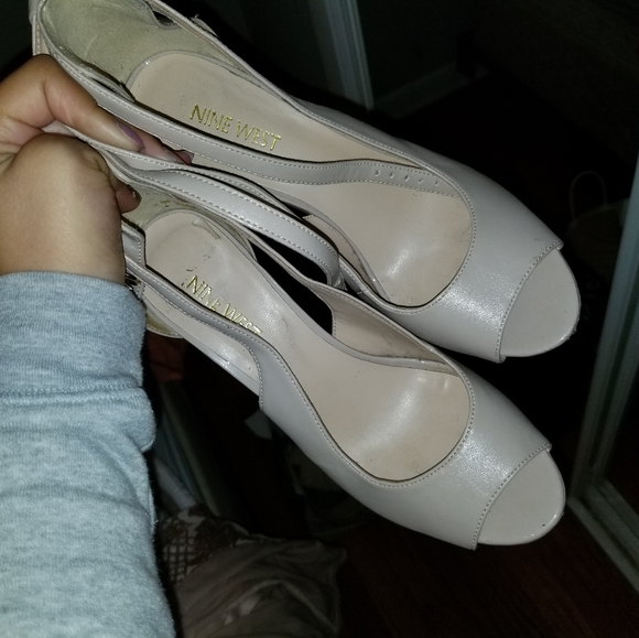 Heels - Picture 1 of 2